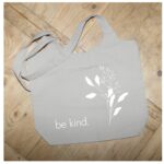 Be kind / Natural Tote Bag